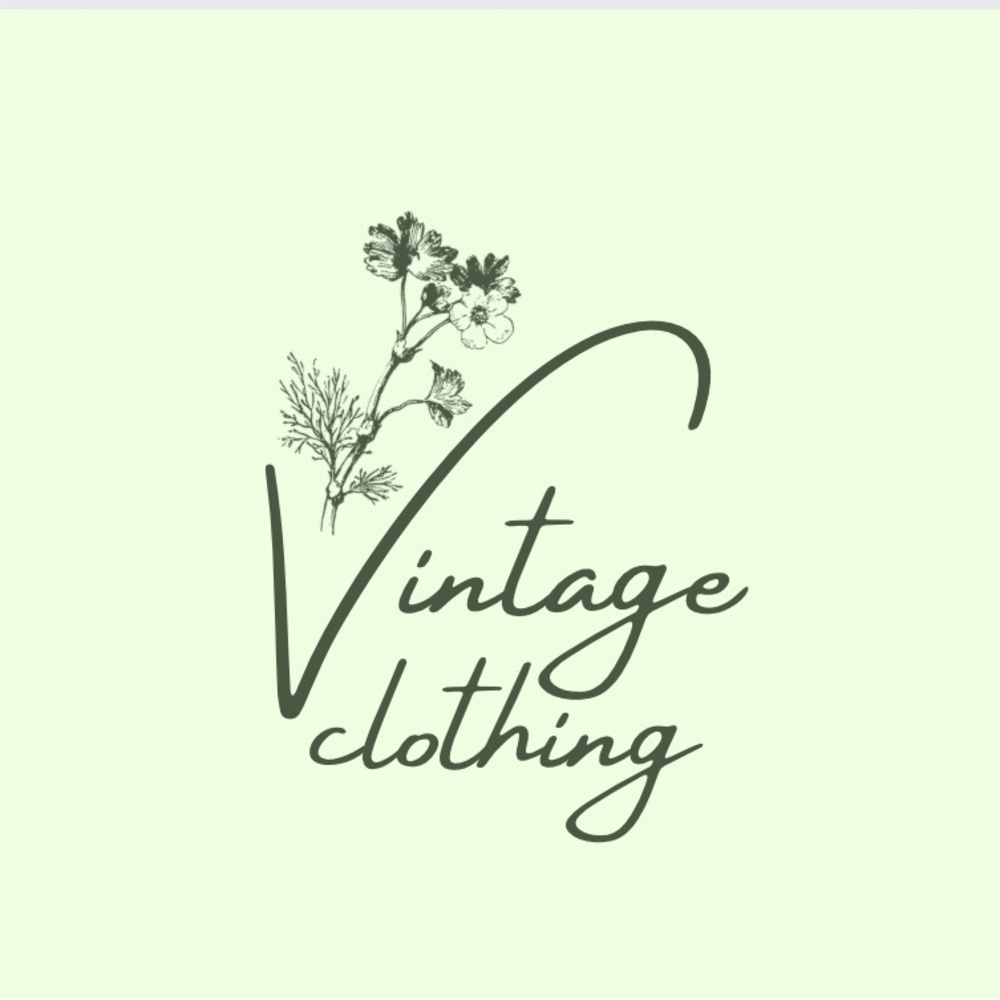 Lover of vintage clothing and accessories
